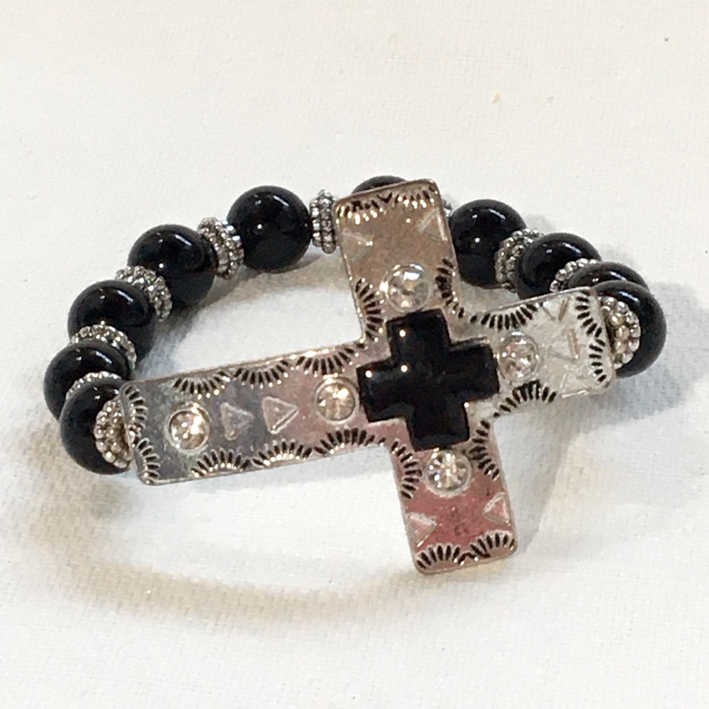 Silvertone‎ Rhinestone Western Cross Stretch Bracelet